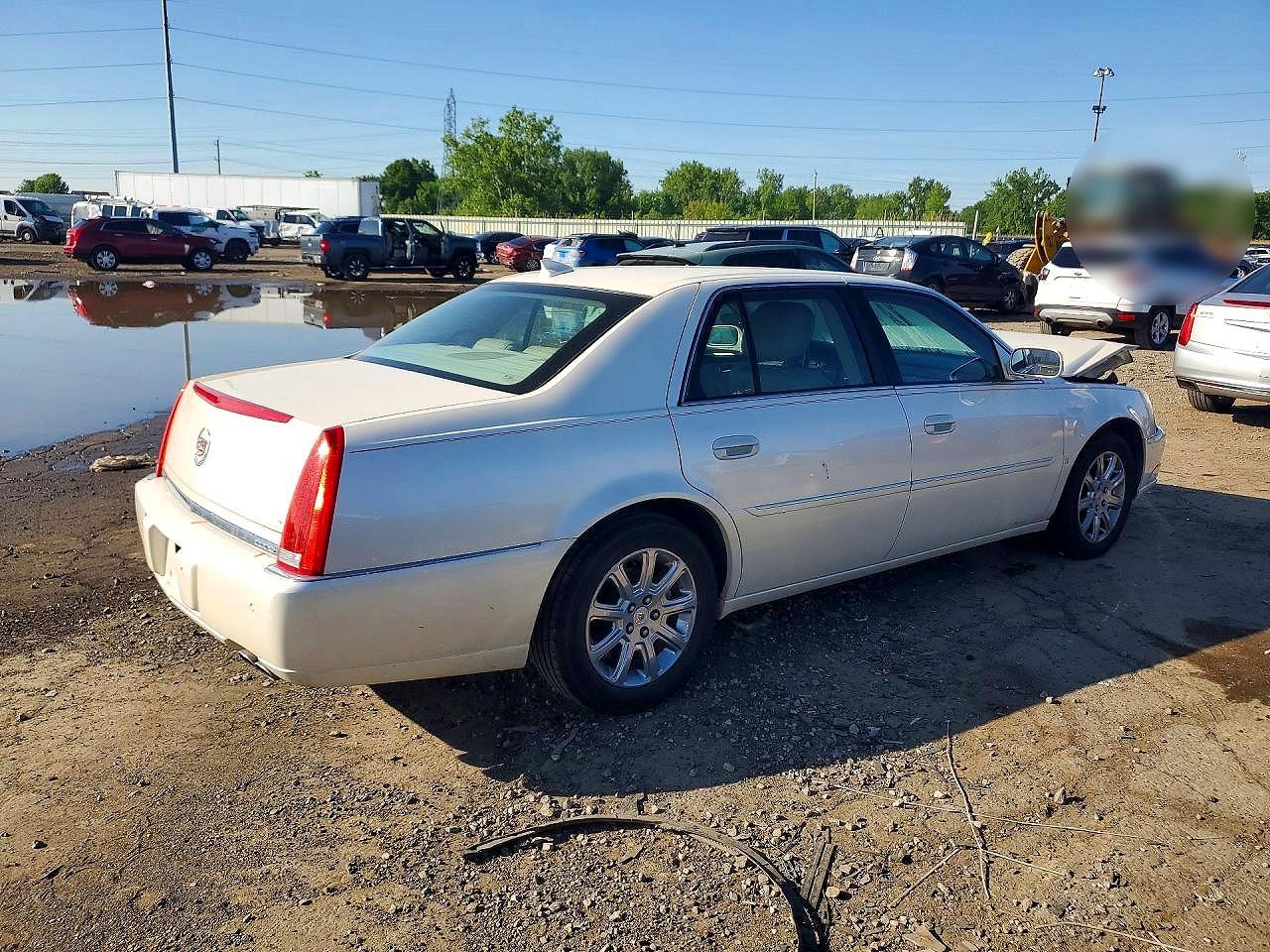 Cadillac DTS