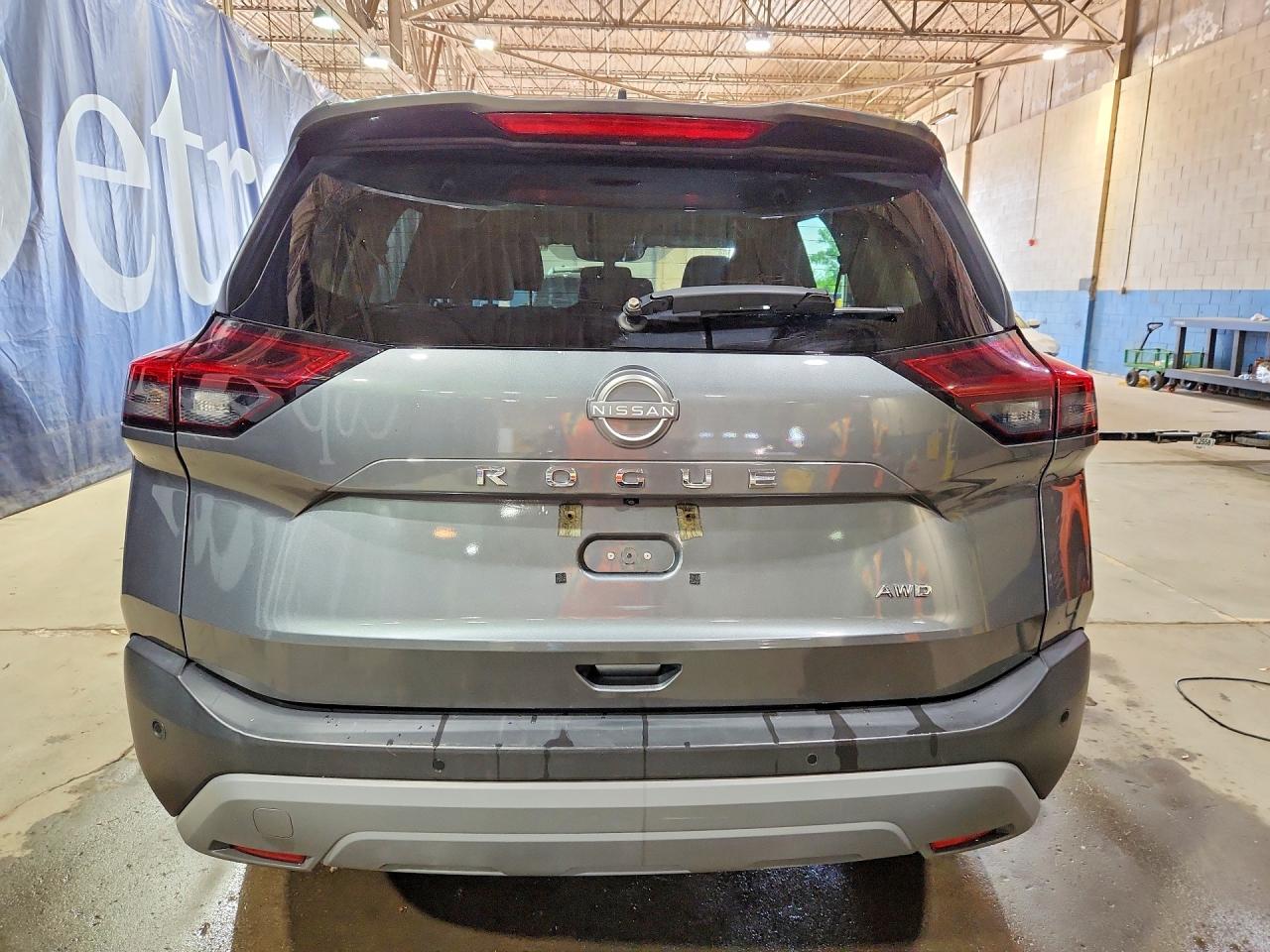 Nissan Rogue S