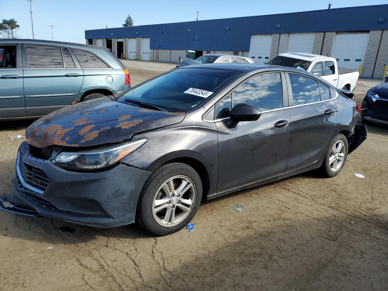 Salvage Chevrolet Cruze Image
