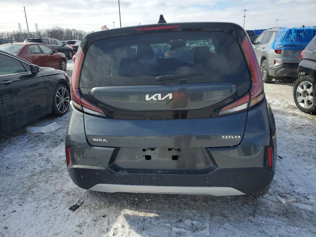 Kia Soul Lx
