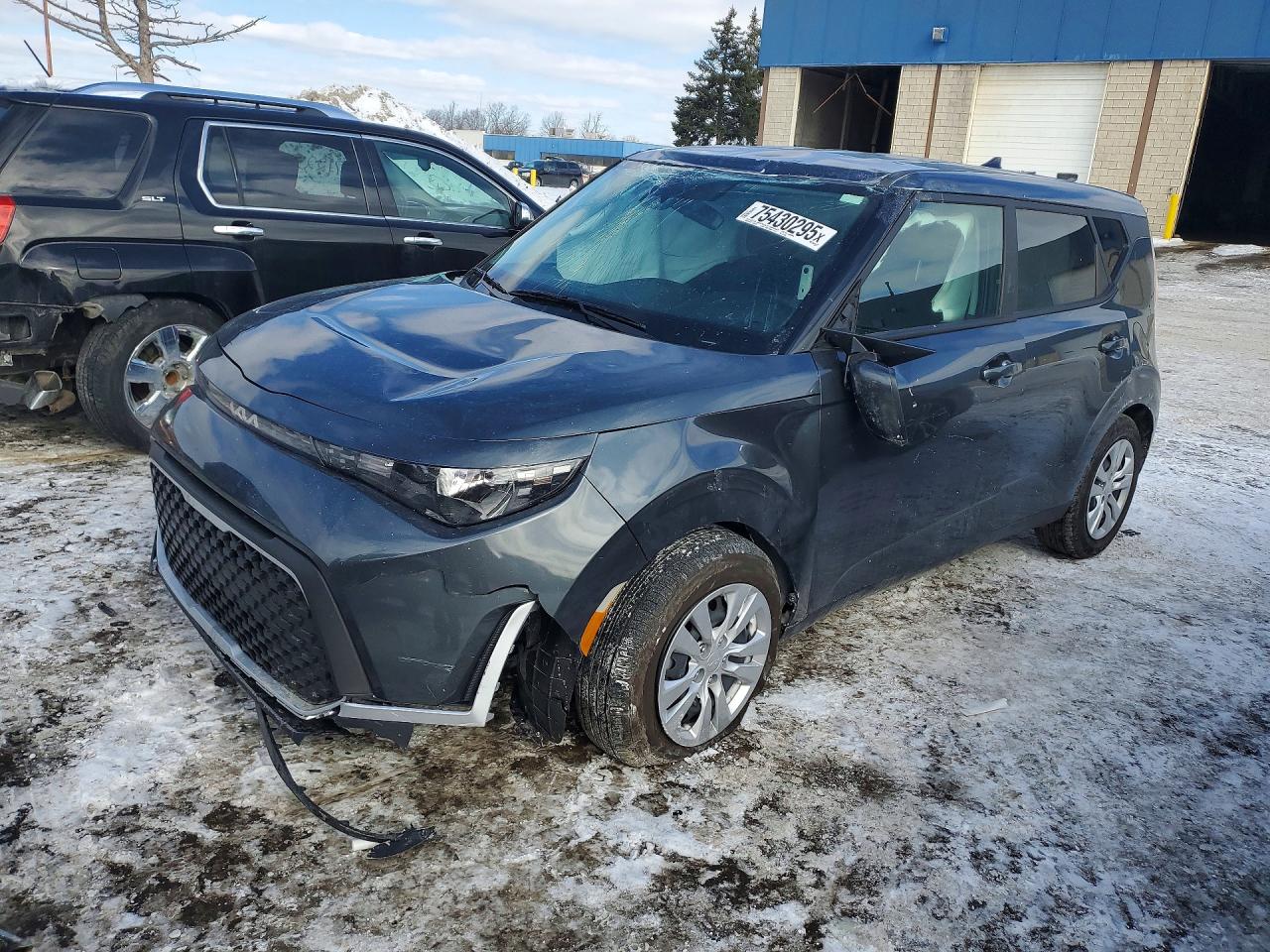 Salvage Kia Soul Image