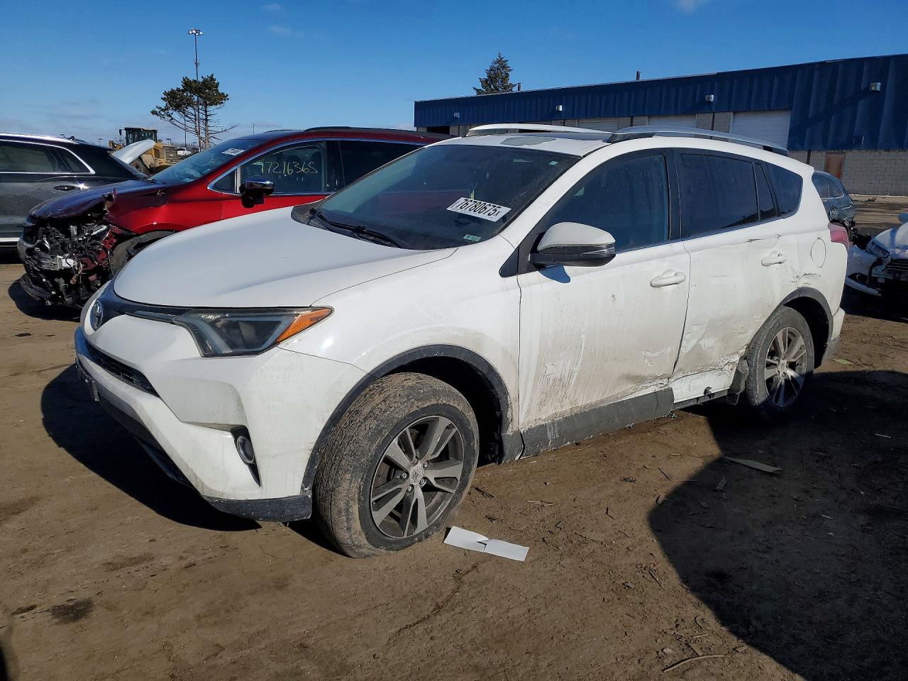 Salvage Toyota RAV4 Image