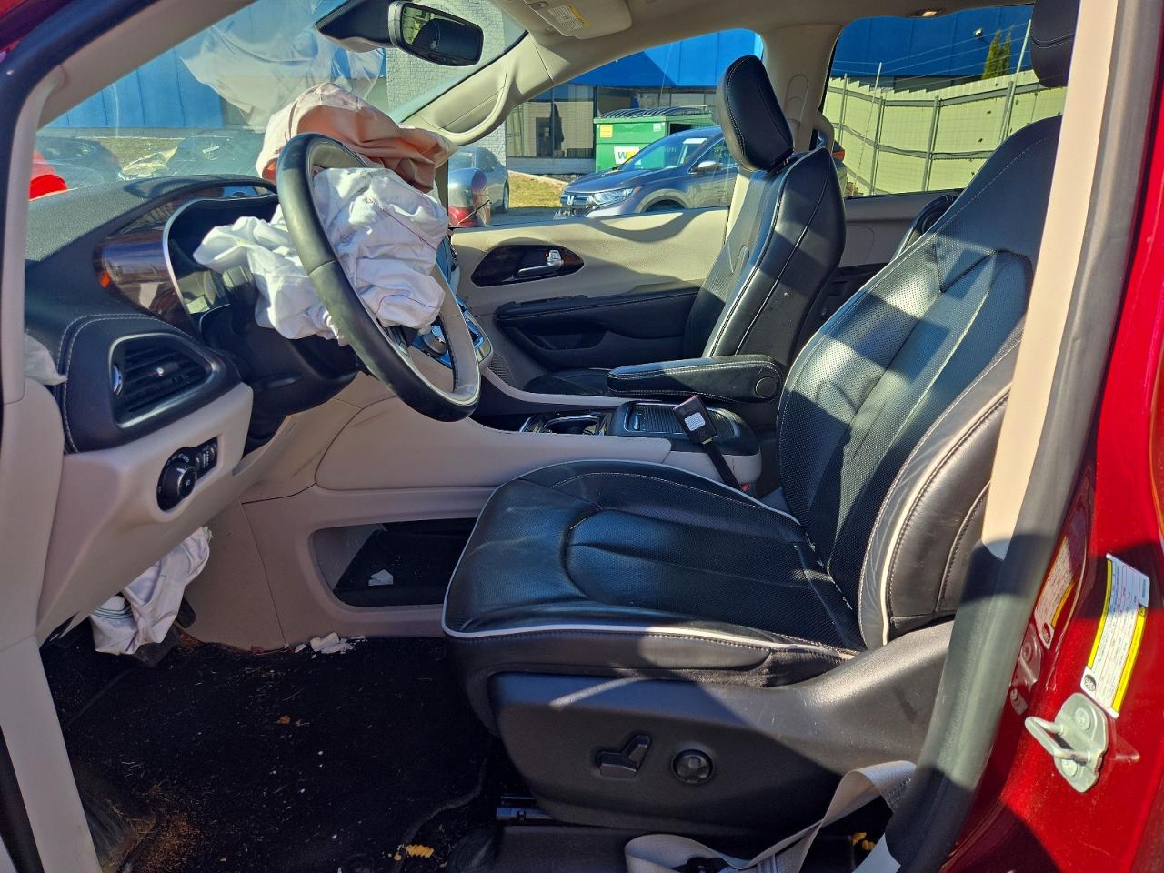 Chrysler Pacifica Limited