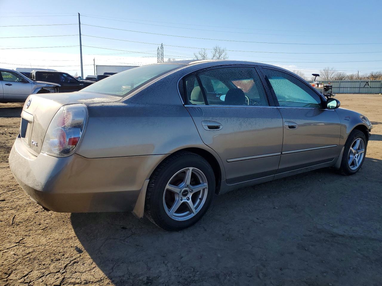 Nissan Altima S