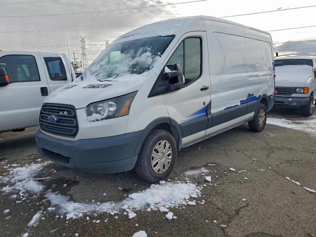 Salvage Ford Transit Image
