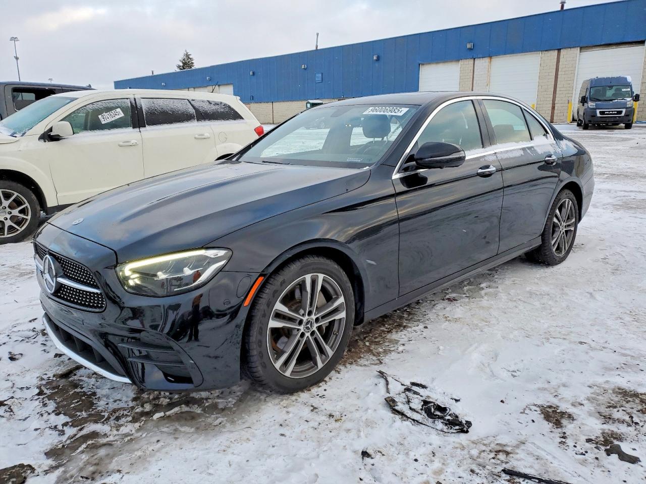 Salvage Mercedes-Benz E-Class Image