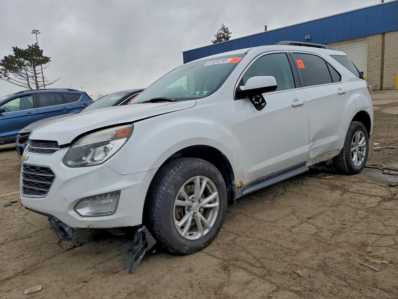 Salvage Chevrolet Equinox Image