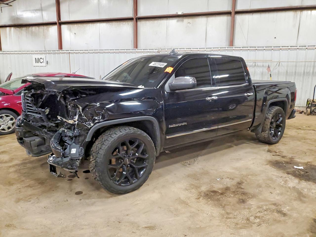 Salvage GMC Sierra Image