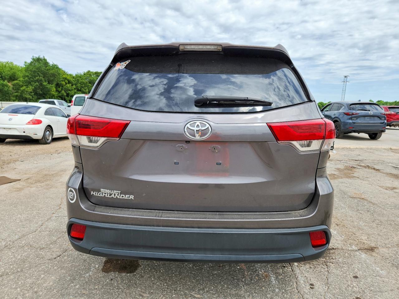 Toyota Highlander Le