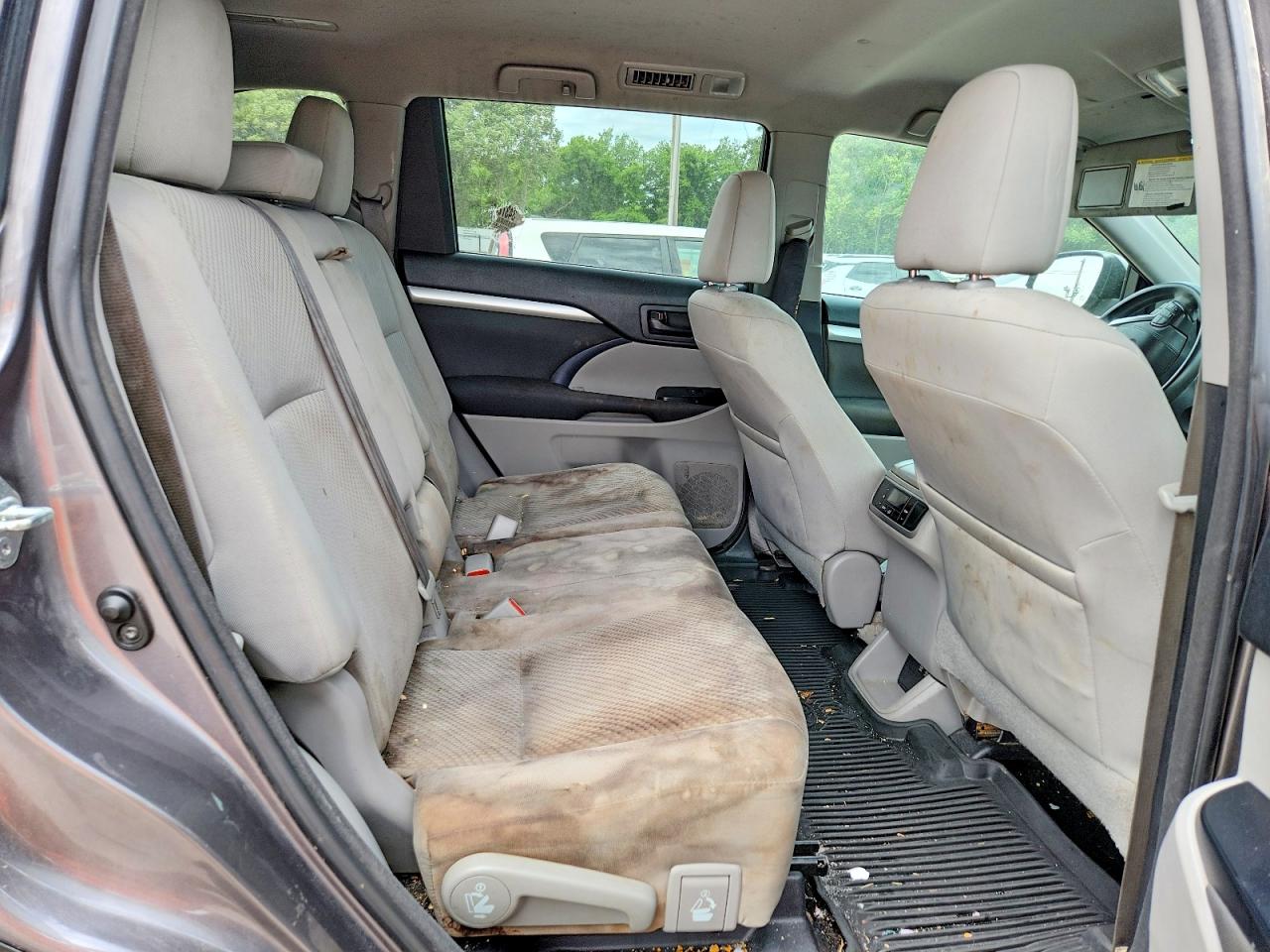 Toyota Highlander Le