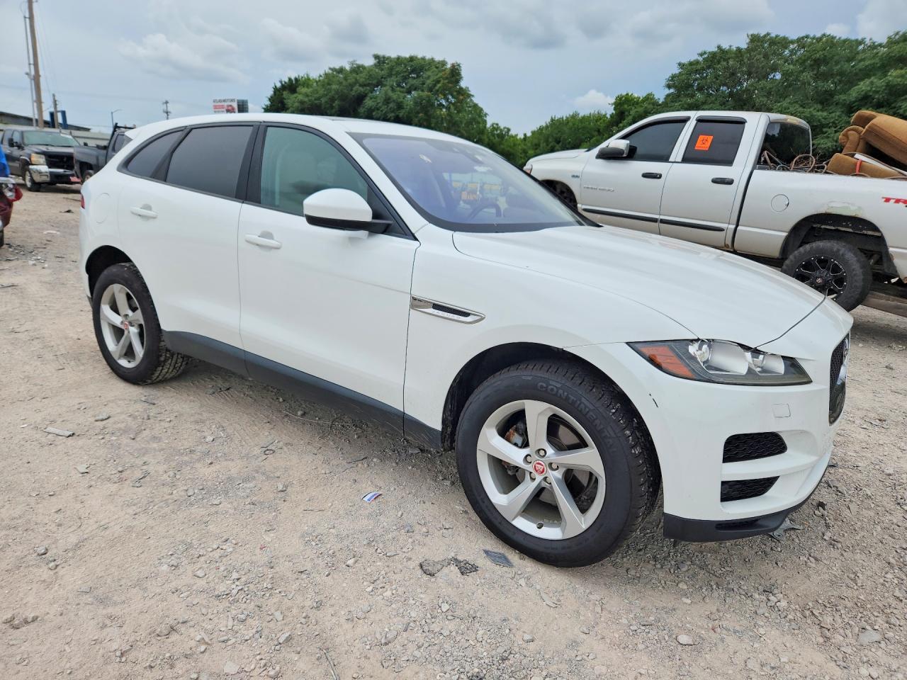 Jaguar F-PACE Premium