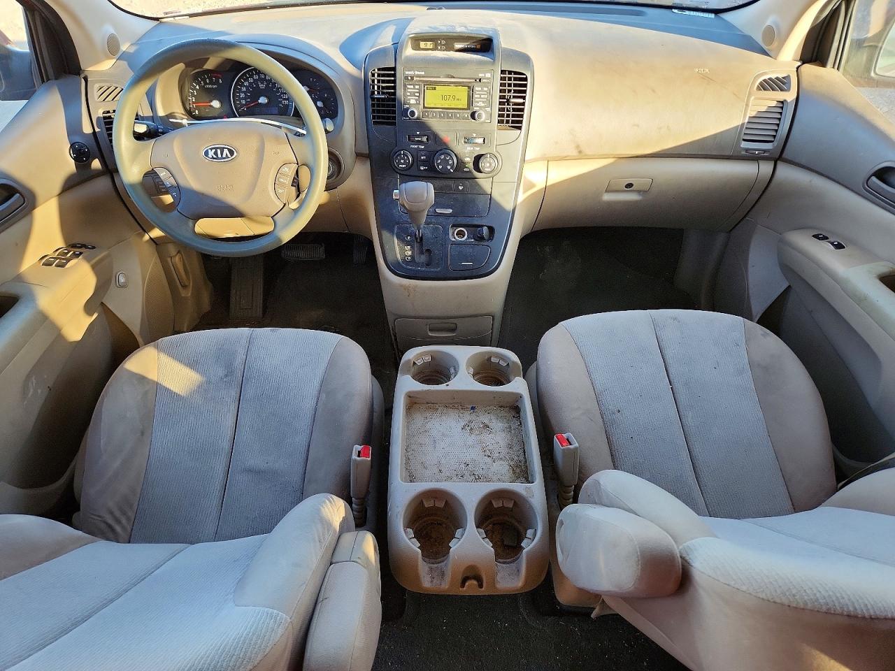 Kia Sedona Lx