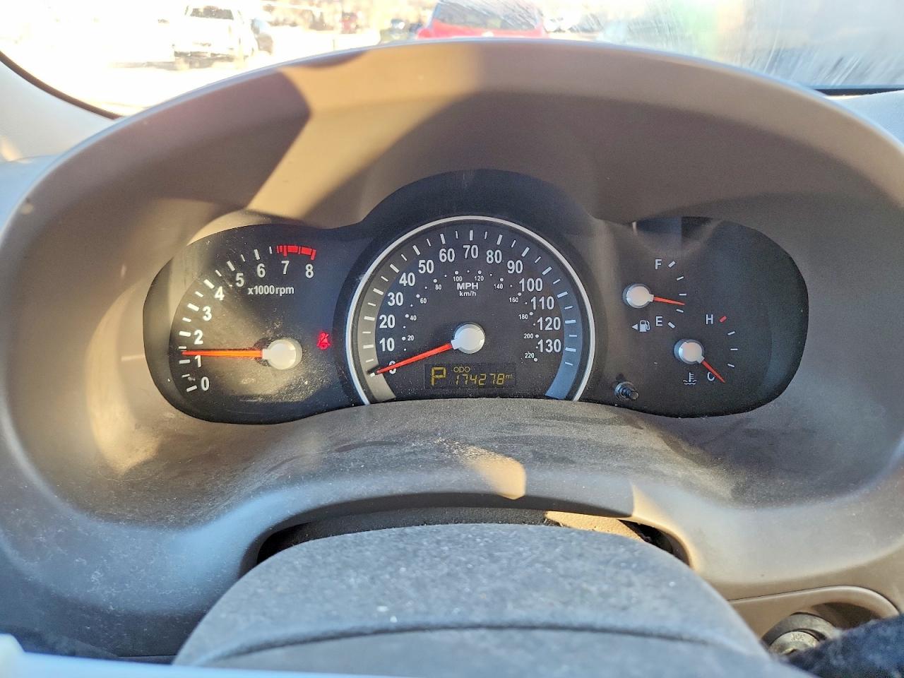 Kia Sedona Lx