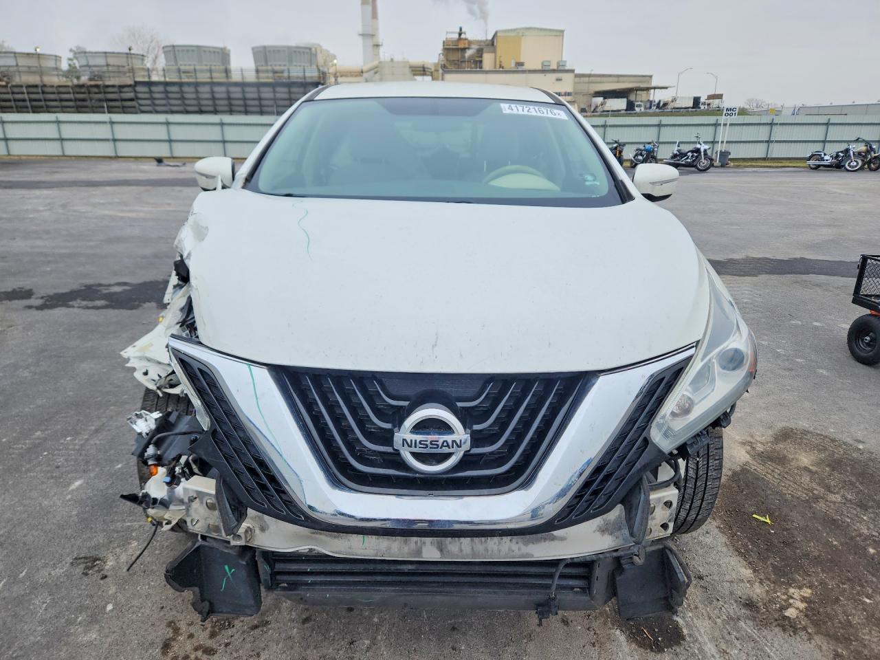 Nissan Murano S