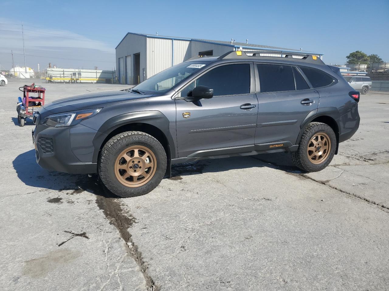 Salvage Subaru Outback Image