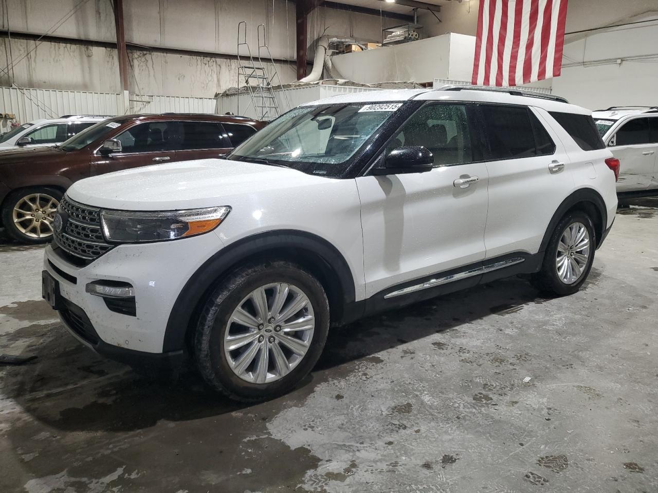 Salvage Ford Explorer Image