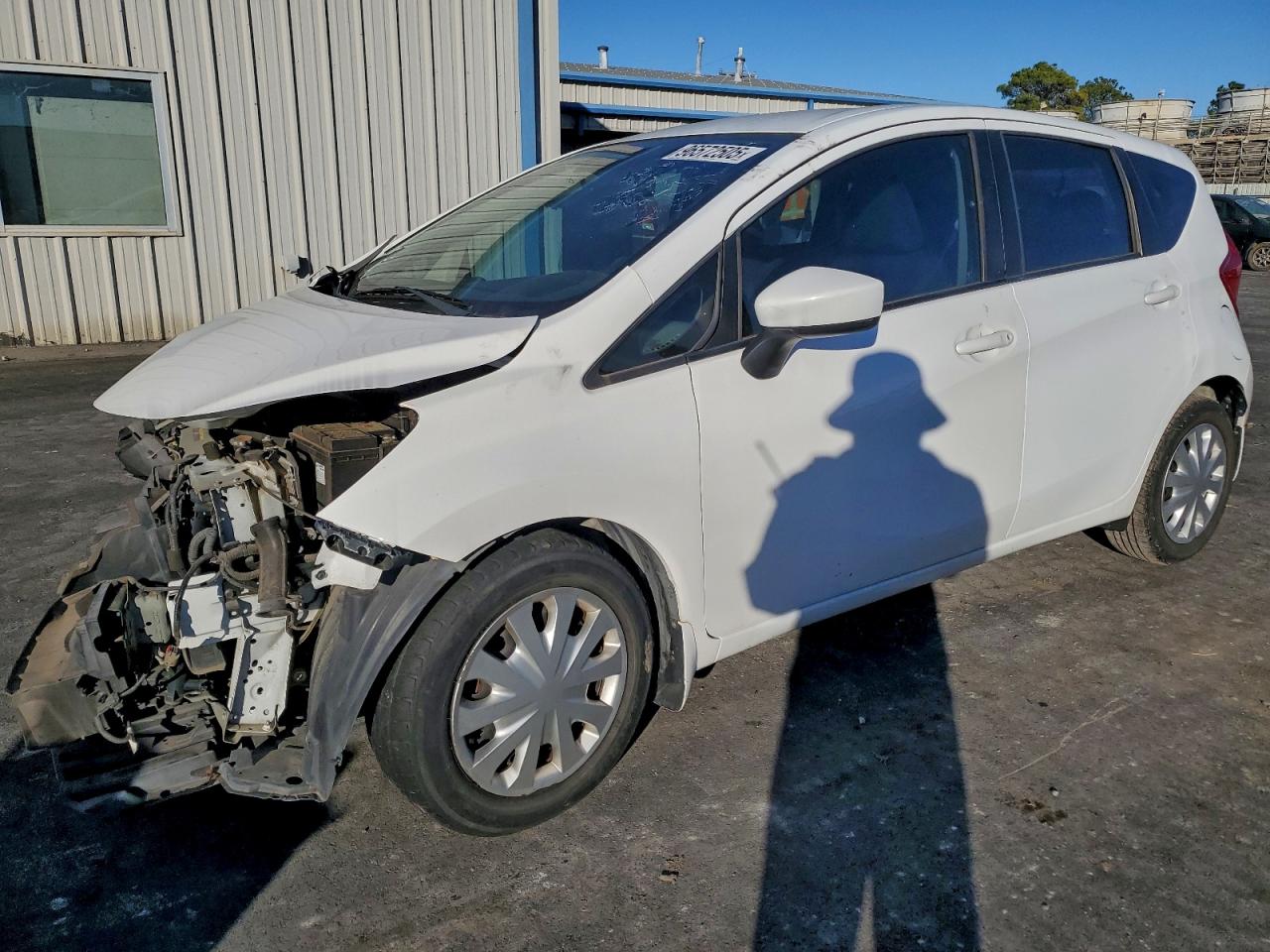 Salvage Nissan Versa Image