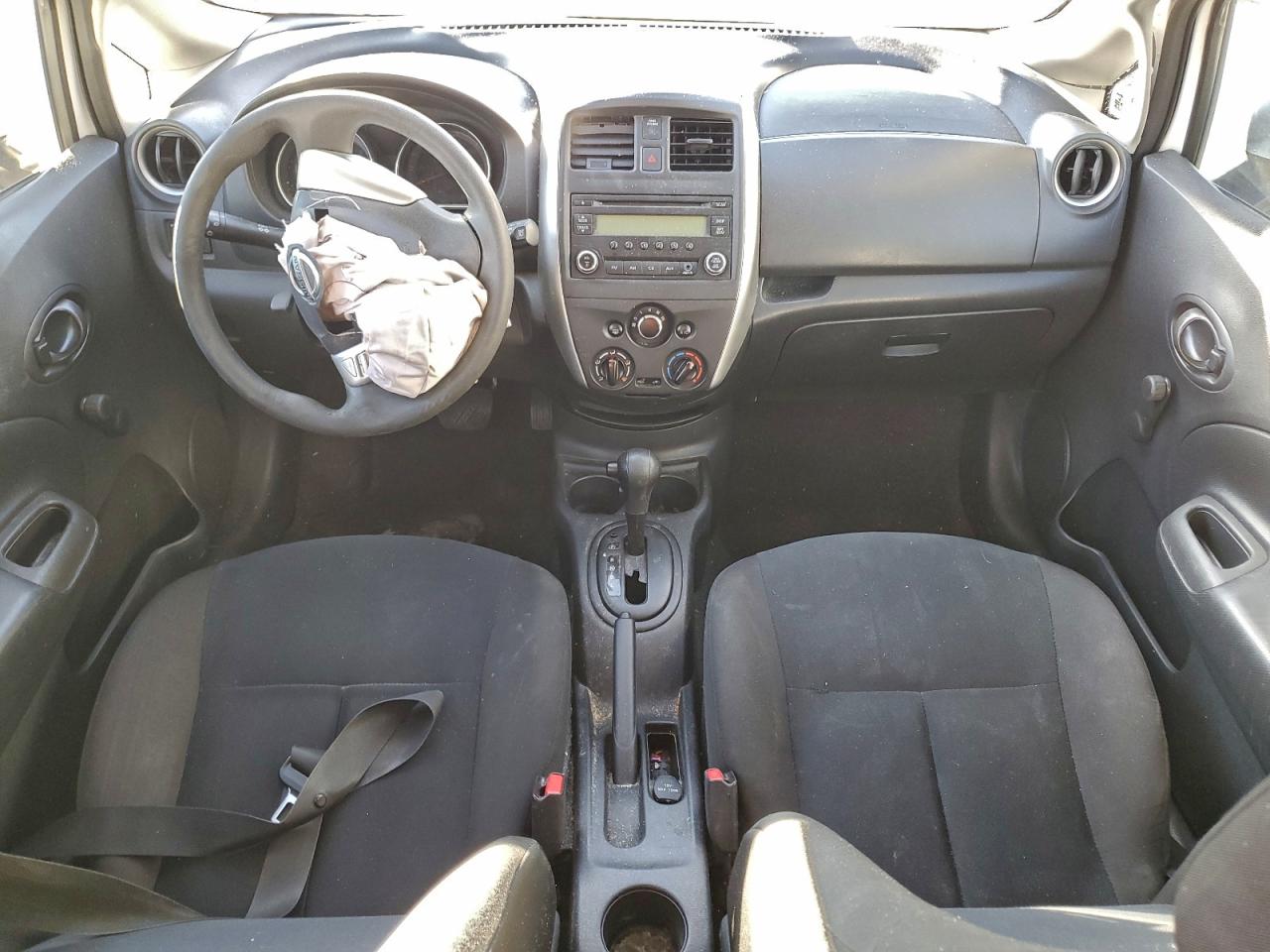 Nissan Versa S