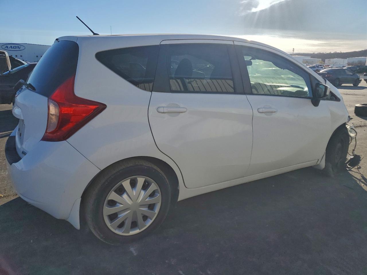 Nissan Versa S