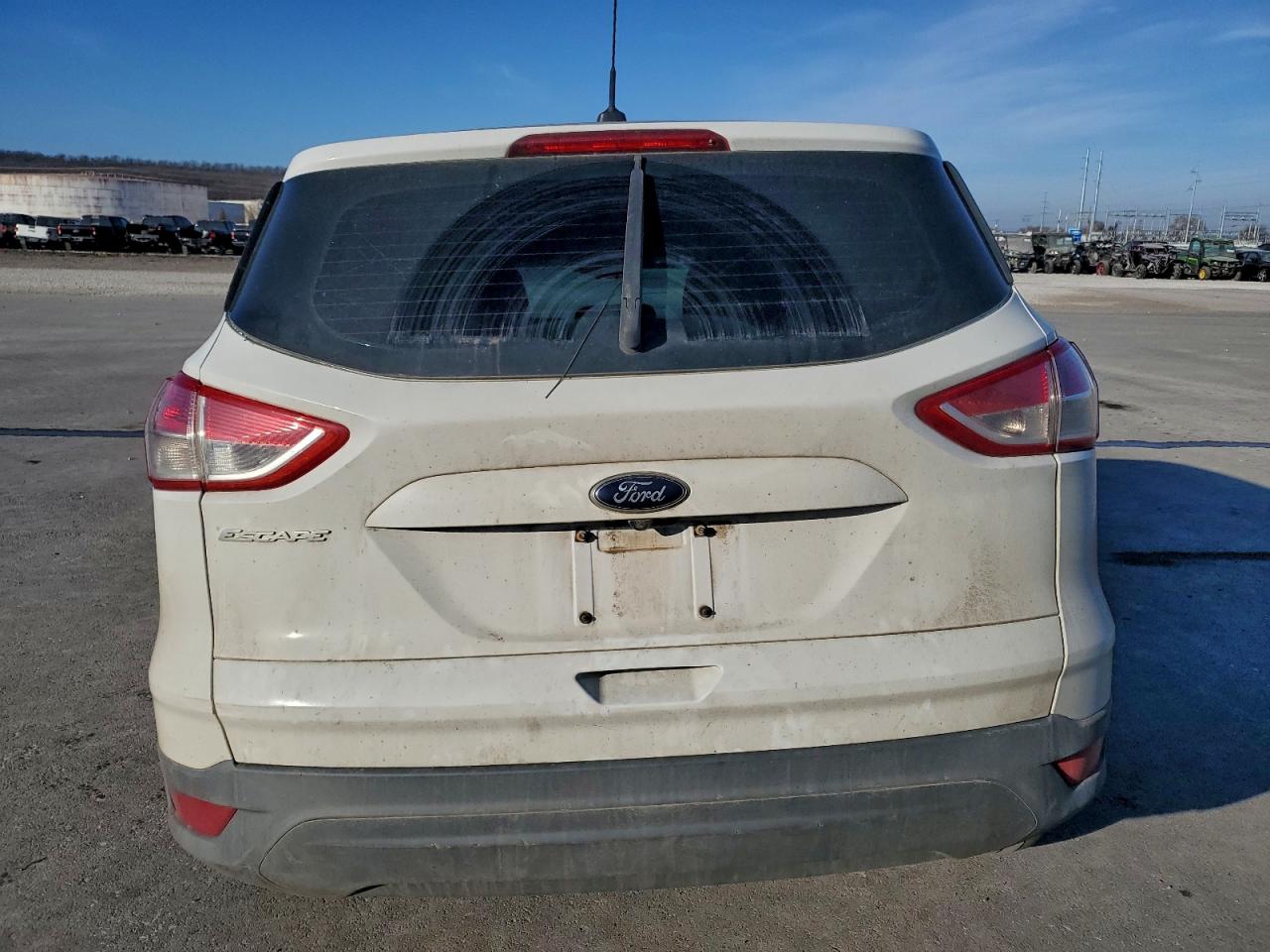 Ford Escape S