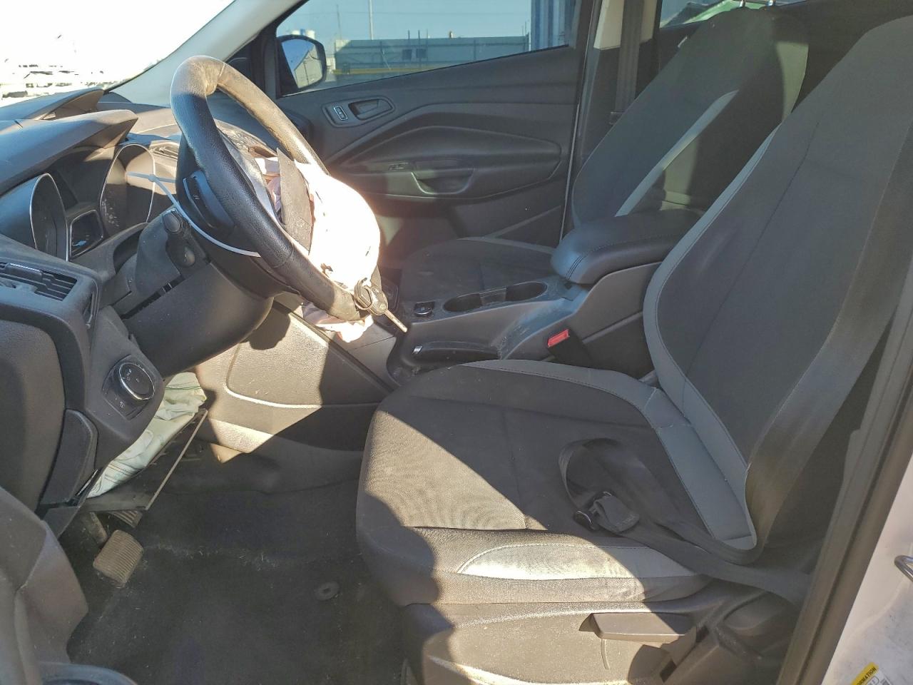 Ford Escape S