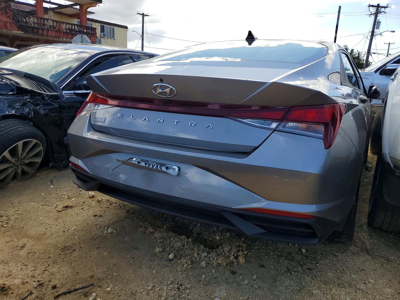 Hyundai ELANTRA Sel