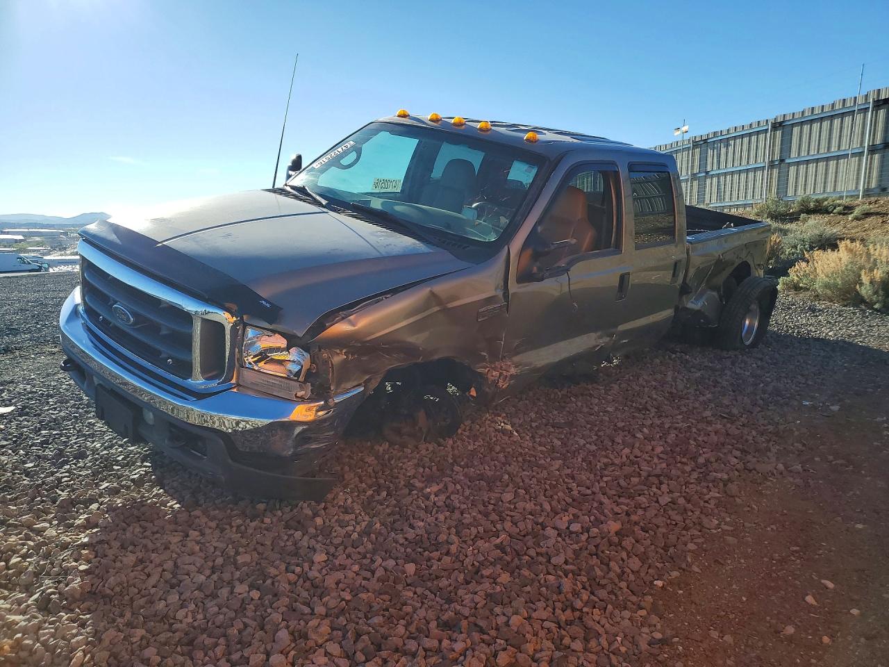 Salvage Ford F-350 Image