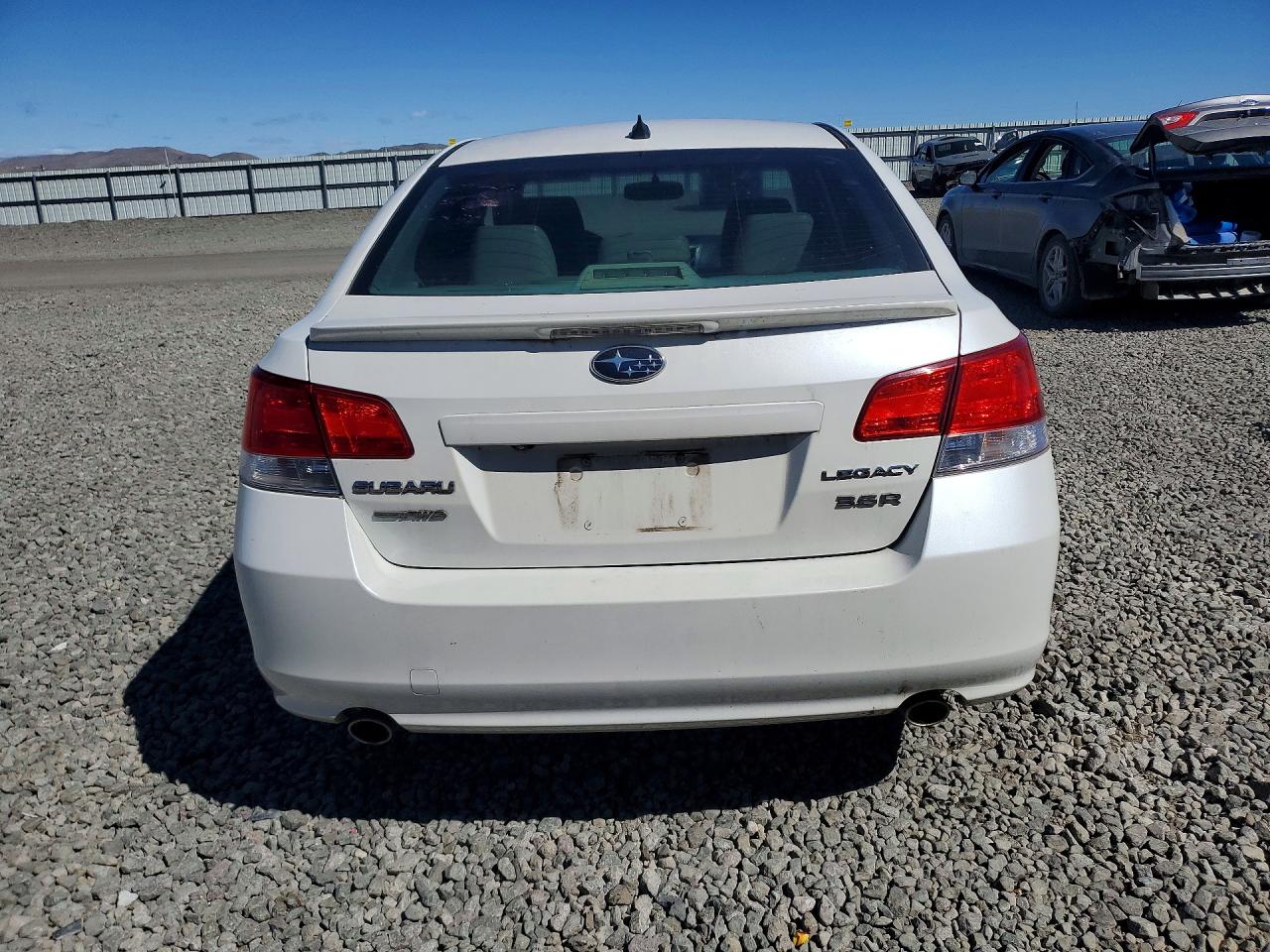 Subaru Legacy 3.6r Limited