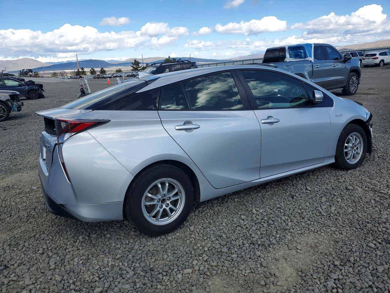Toyota Prius Two Eco