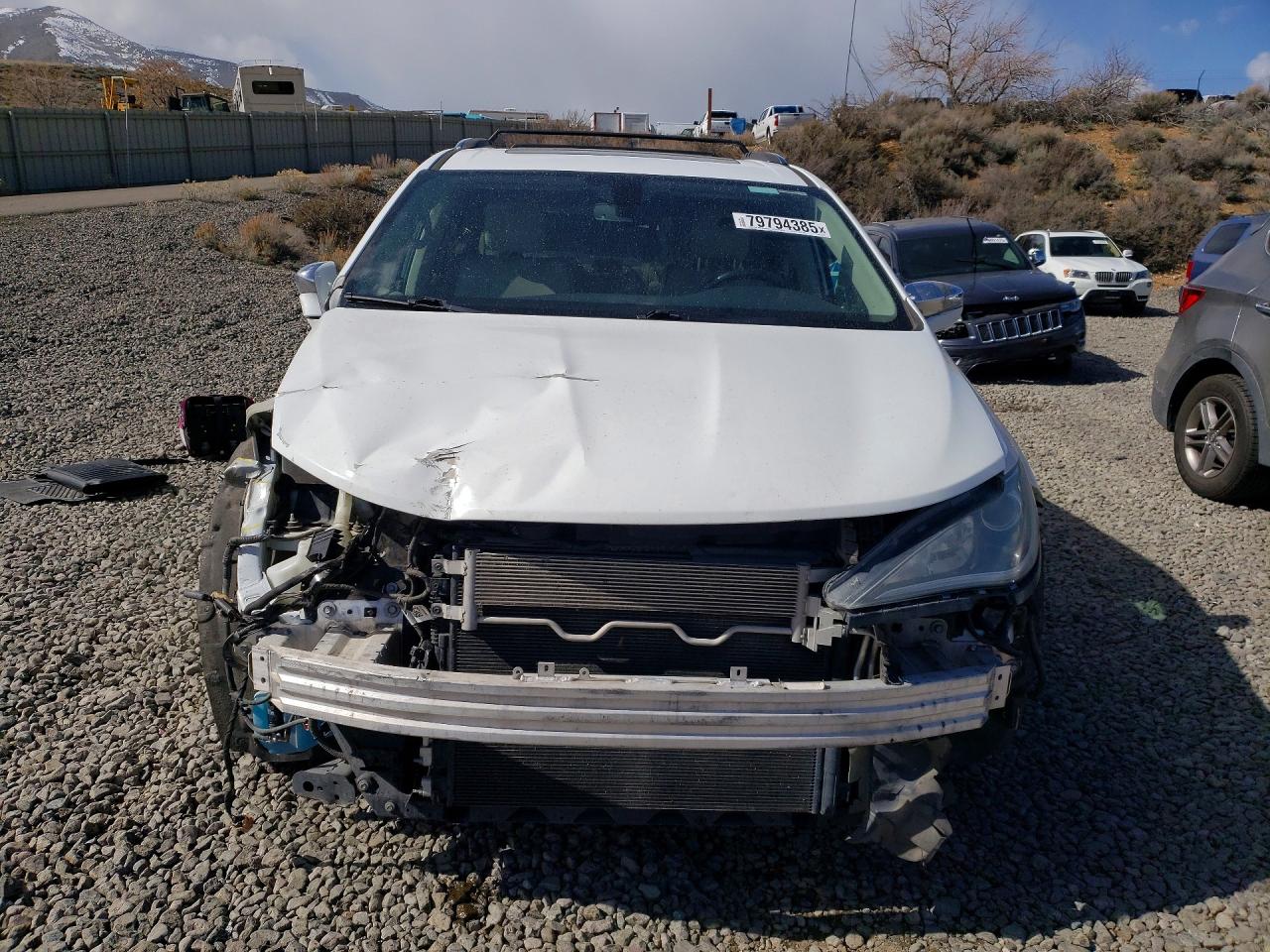 Chrysler Pacifica Limited