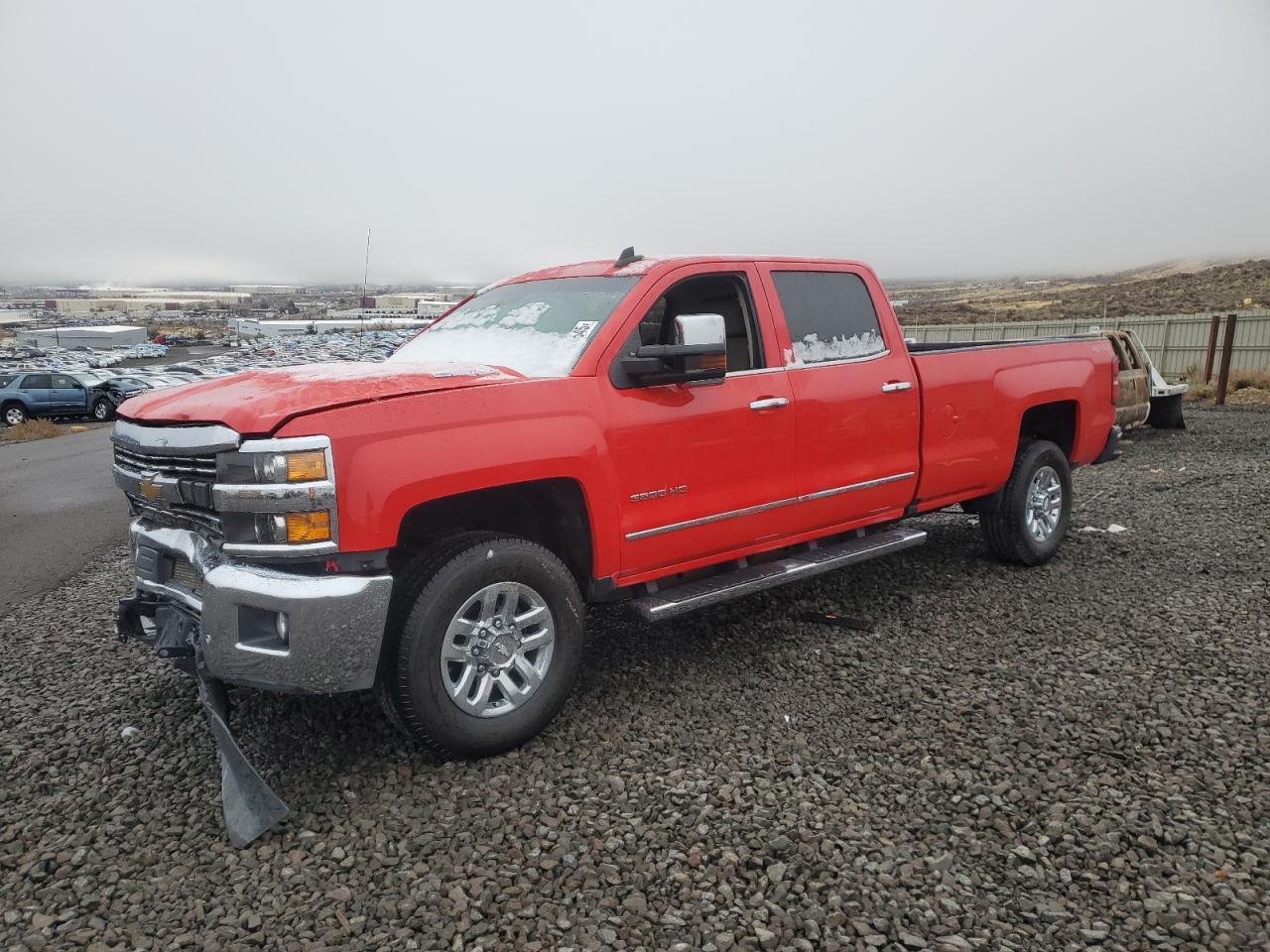 Salvage Chevrolet Silverado Image
