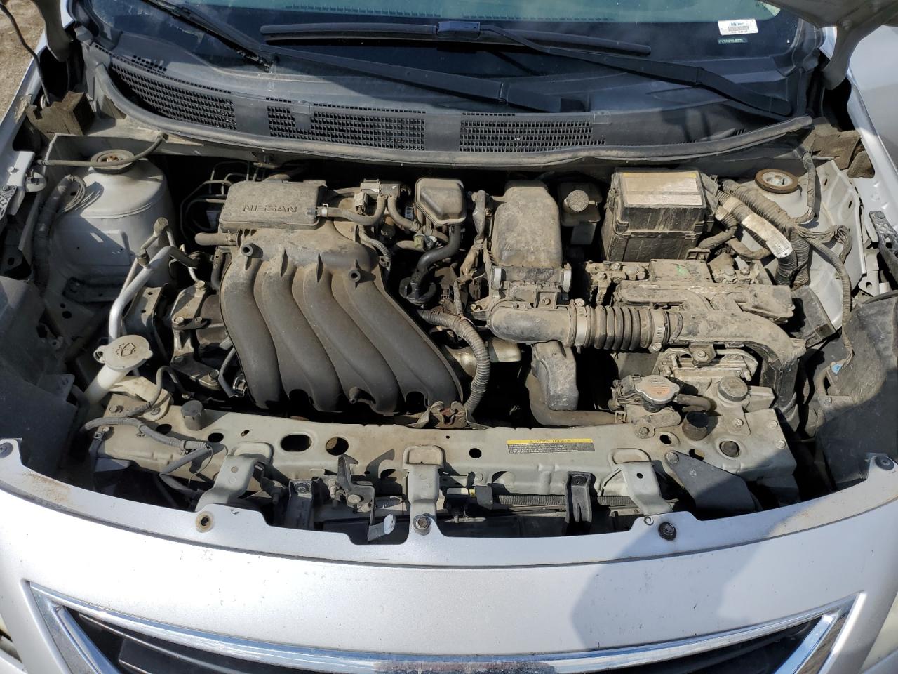 Nissan Versa S