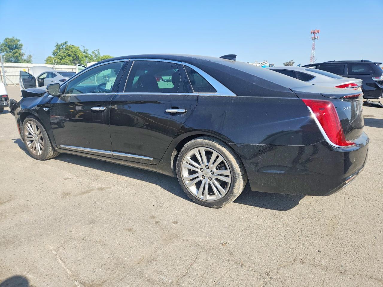 Cadillac XTS
