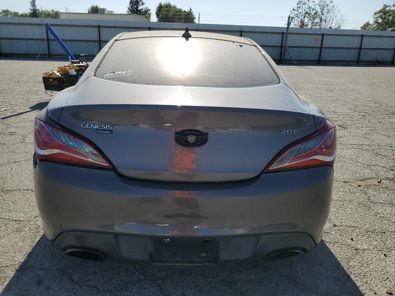 Hyundai Genesis 2.0t