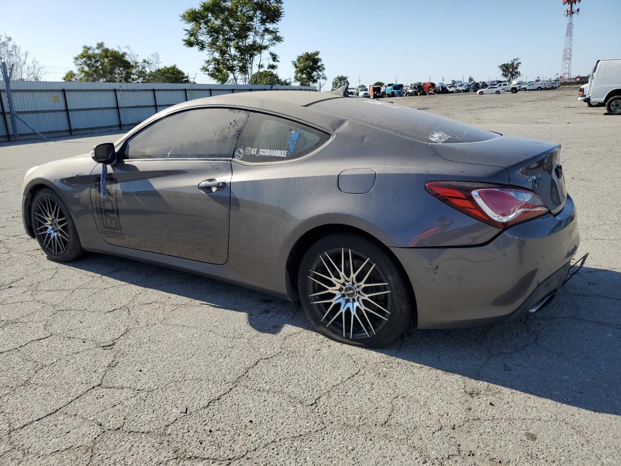 Hyundai Genesis 2.0t