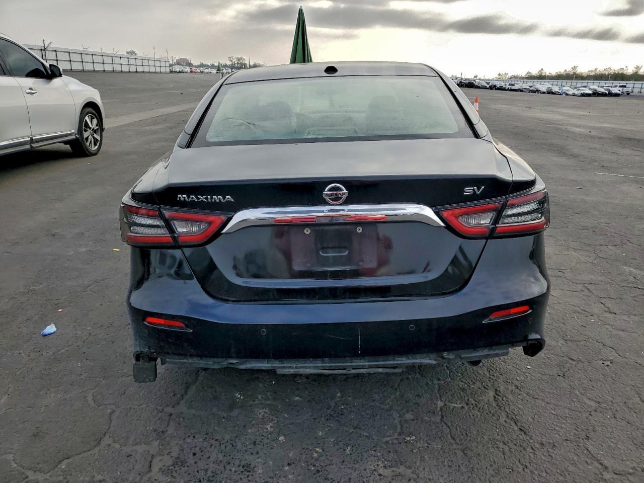 Nissan Maxima Sv