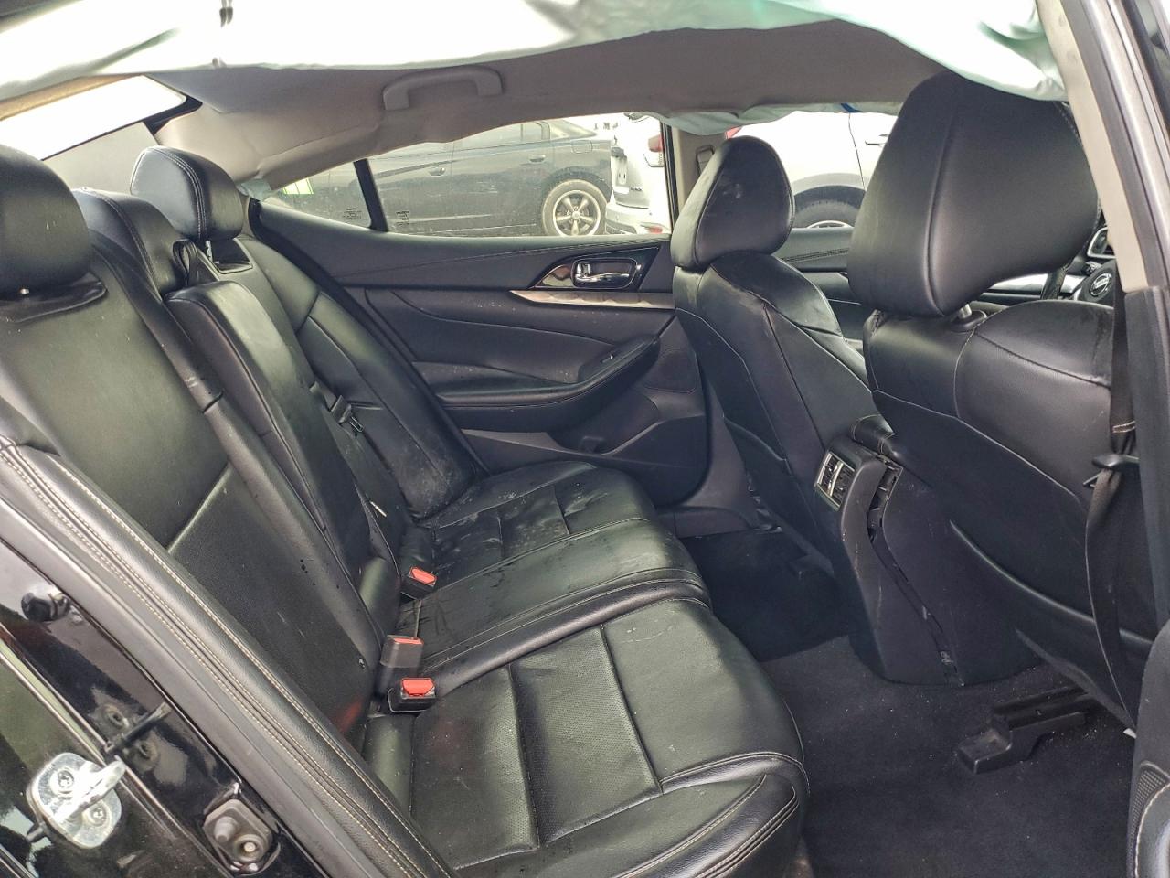 Nissan Maxima Sv