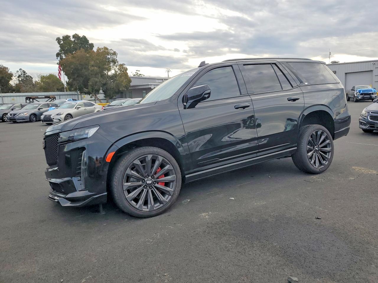 Salvage Cadillac Escalade Image