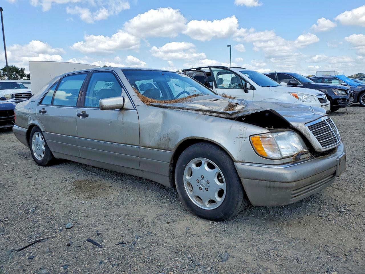 Mercedes-Benz S-Class 500