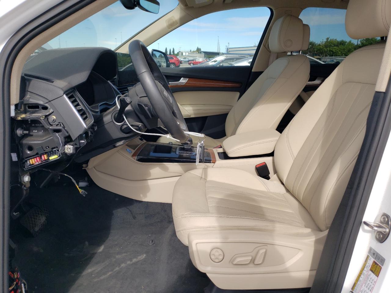 Audi Q5 Premium Plus 45