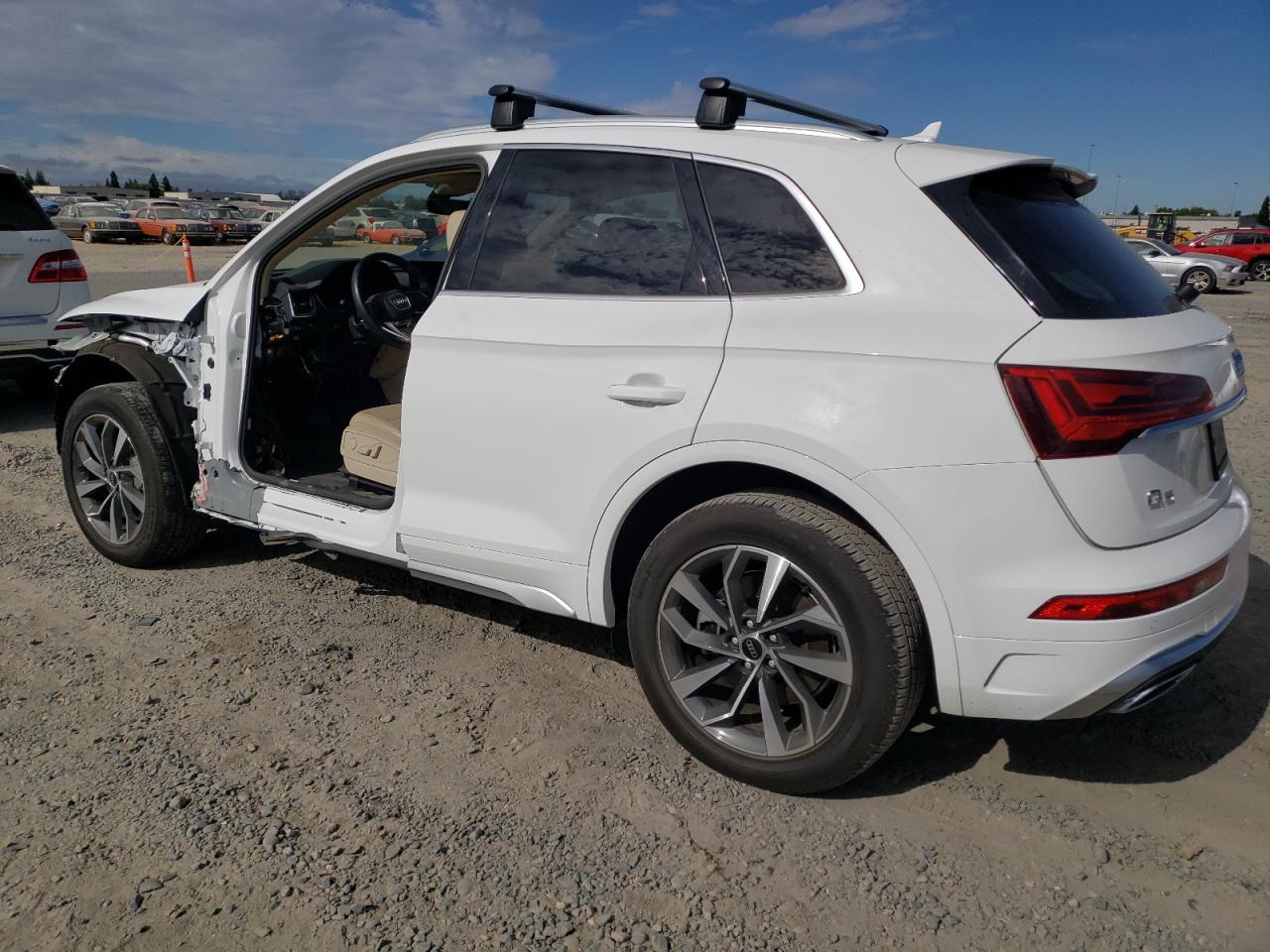 Audi Q5 Premium Plus 45