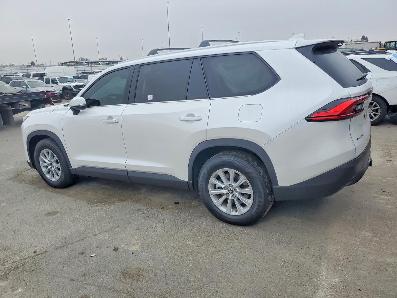 Toyota Grand High Xle