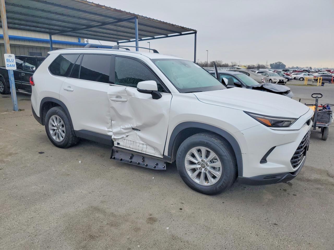 Toyota Grand High Xle