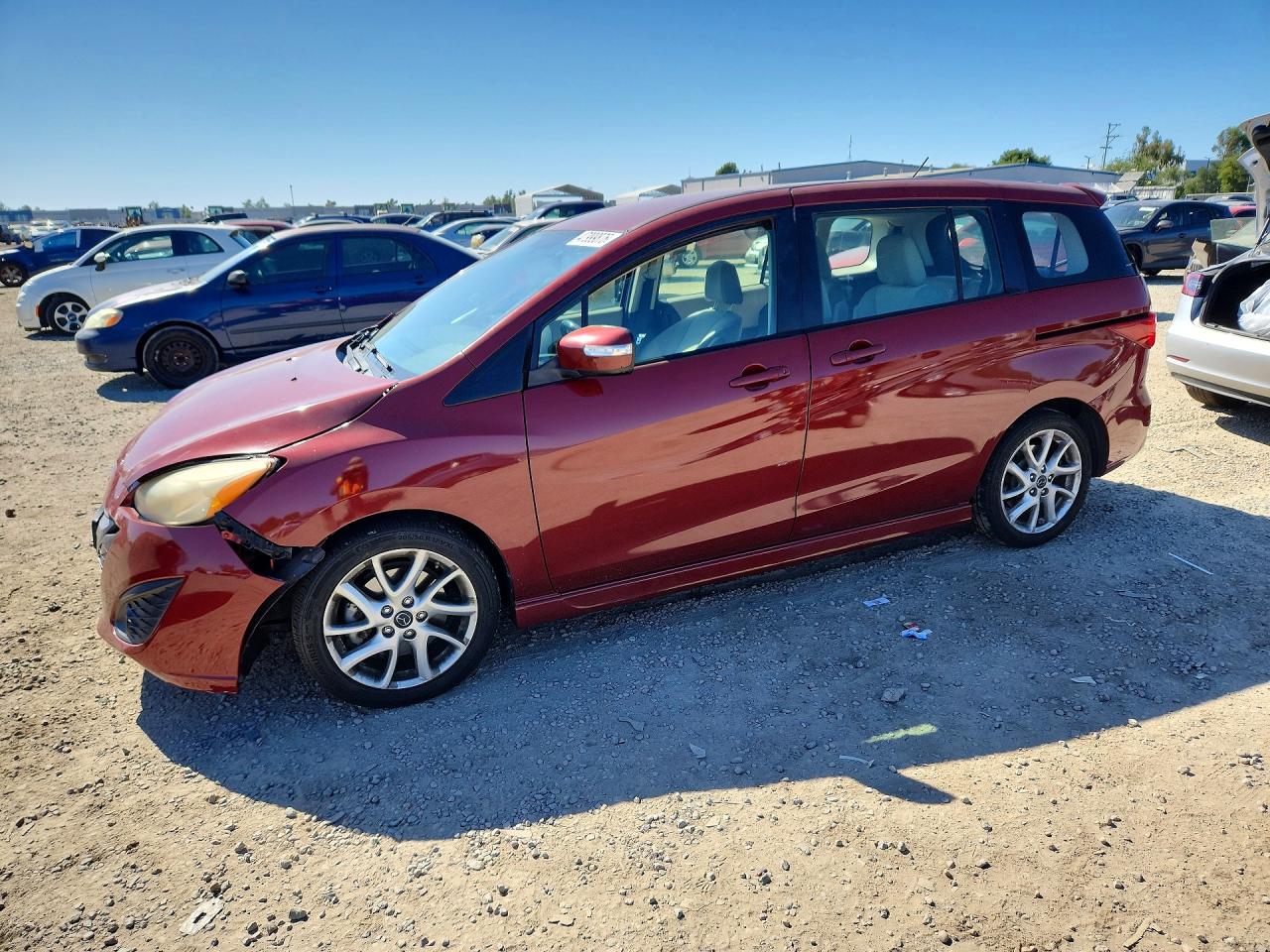Salvage Mazda 5 Image