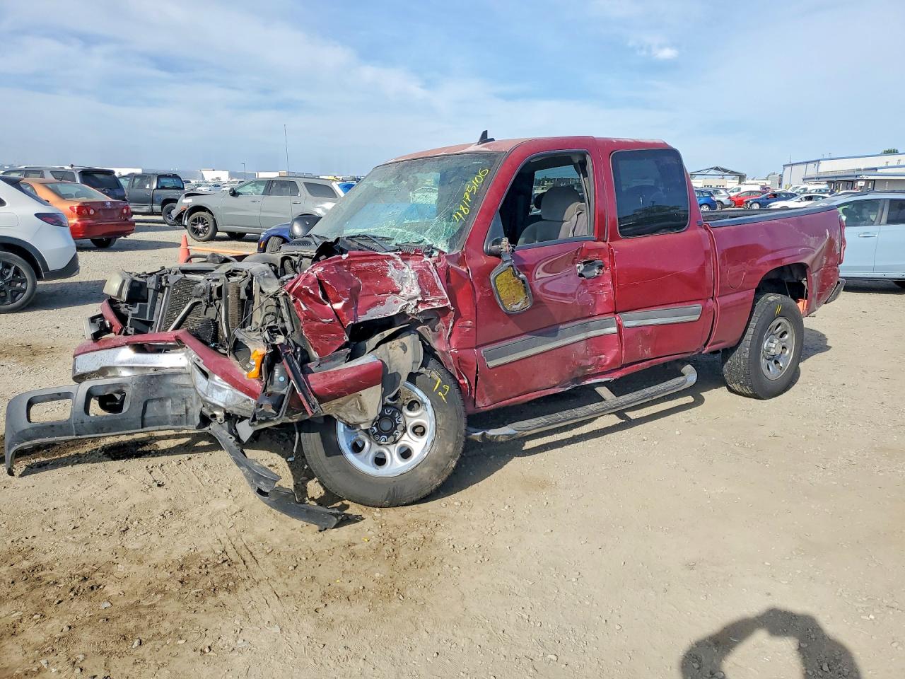Salvage Chevrolet Silverado Image