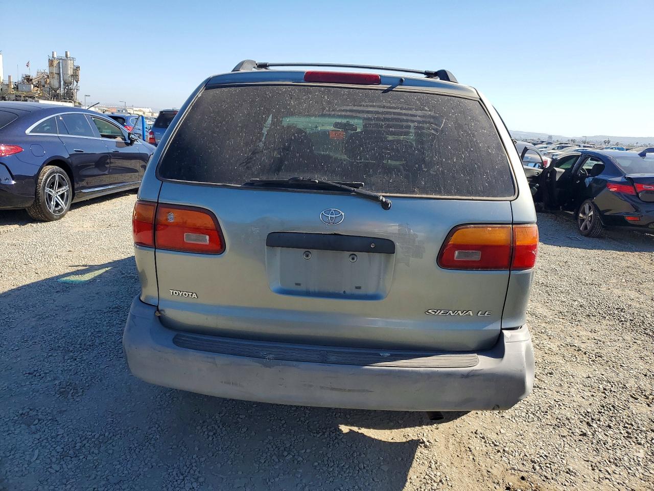 Toyota Sienna Le