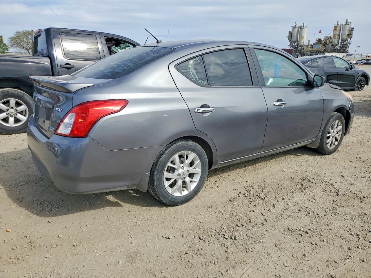 Nissan Versa 1.6 Sv