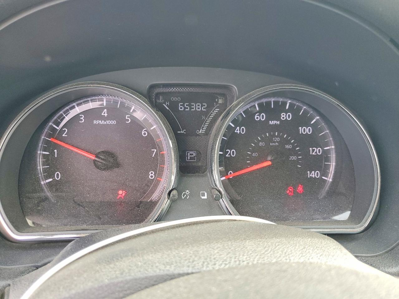 Nissan Versa 1.6 Sv