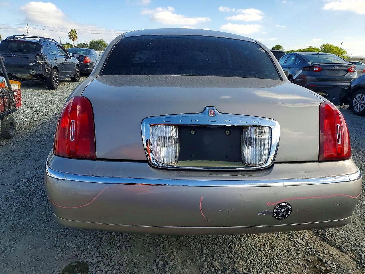 Lincoln Towncar Signature