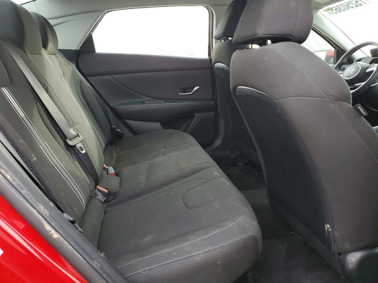 Hyundai ELANTRA Blue